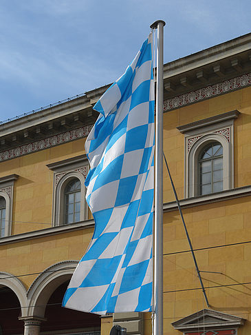 Max Joseph Platz - Bayern (München)