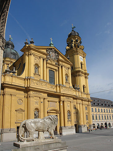 Theatinerkirche Fotos