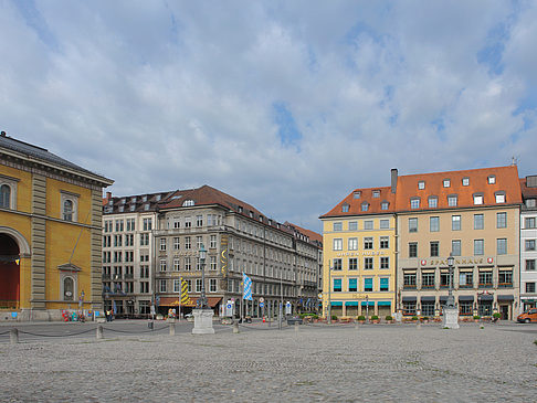 Max Joseph Platz - Bayern (München)