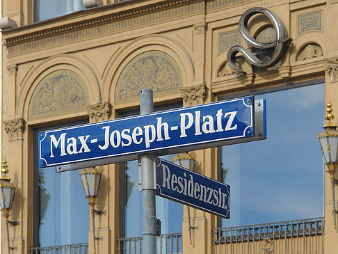 Foto Max Joseph Platz - München