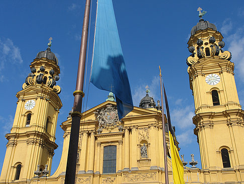 Theatinerkirche - Bayern (München)