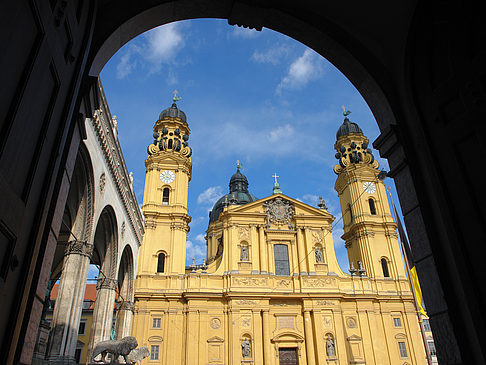 Theatinerkirche - Bayern (München)