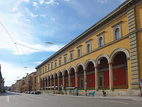 Maximilianstraße Bild Attraktion  in München 