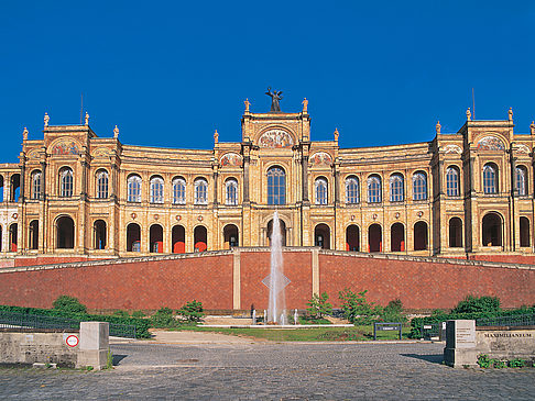 Maximilianeum Foto 
