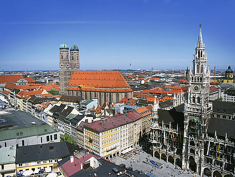  Foto Attraktion  Stadtbildprägend: Das Neue Rathaus